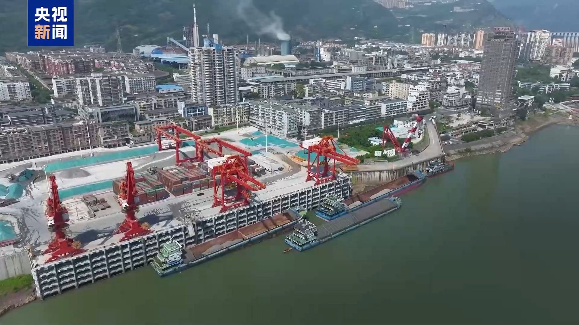 
上海第一人民医院黄牛号贩子票贩子代网上预约代挂号电话万吨级船舶“爬楼梯”翻越大坝 三峡新通道解锁通航新模样