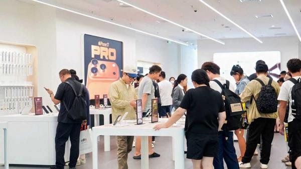 
天津医科大学第二医院黄牛号贩子票贩子代网上预约代挂号电话椰风伴歌声，万人赴三亚：一场文旅与消费的双向奔赴