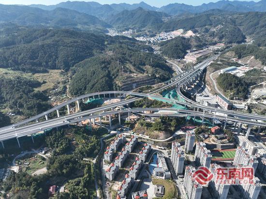 政永高速德化段正式通车 德化至福州车程缩短1小时