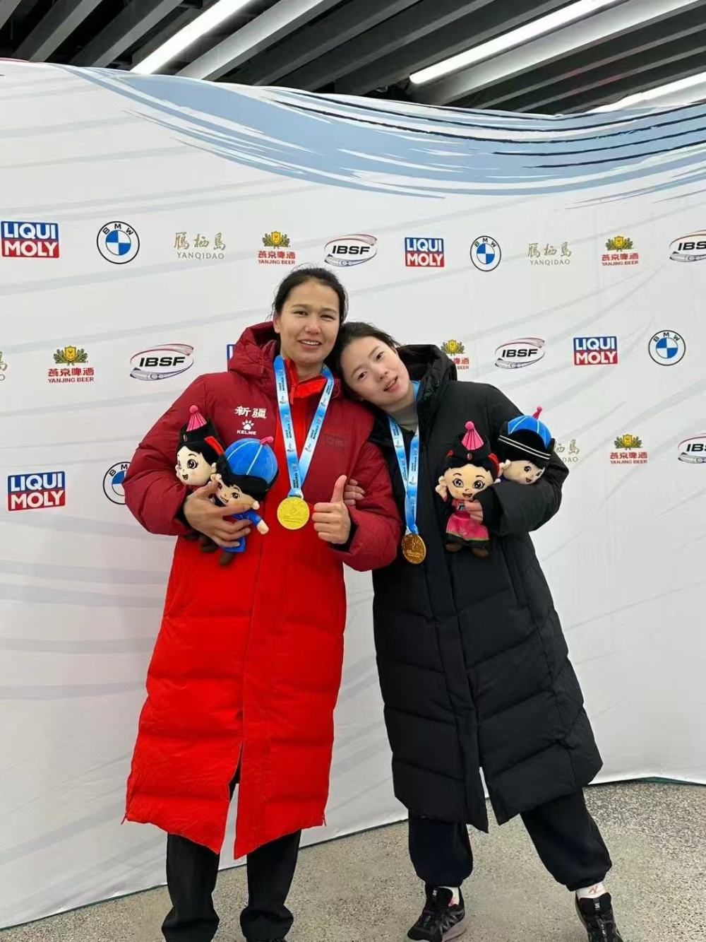 冬奥会|这个冬奥新项目,她俩“躺”出了中国纪录