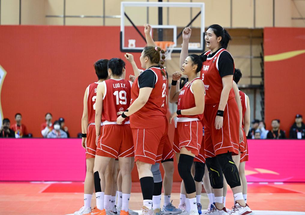 中国女篮银川站热身赛119:74战胜国际联队