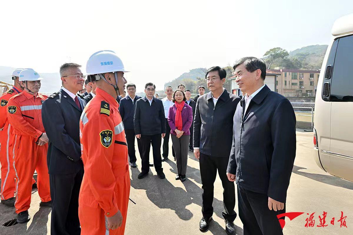 周祖翼赵龙在榕看望慰问坚守岗位的一线干部职工