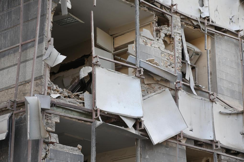 美以伊战事波及范围扩大 海湾多国报告平民伤亡