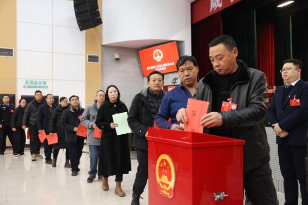 
二龙路肛肠医院黄牛号贩子票贩子代网上预约代挂号电话中国的民主贯穿国家治理全过程——国际人士热议中国全国两会