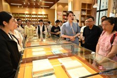 
北京同仁医院王越张慧王开杰段安丽朱晓青李永新李铁张娜黄牛挂号电话福州