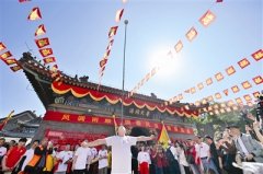 
杭州各大医院黄牛挂号电话天津皇会踩街巡游 两岸信众共迎妈祖诞辰