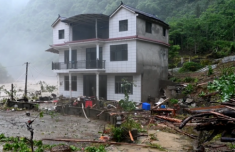 南京各大医院黄牛挂号电话湖北宣恩突降暴雨致多处房屋被淹 当地深夜转移数