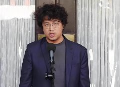 
天坛医院黄牛号贩子票贩子代网上预约代挂号电话沈伯洋又变“塔罗牌算命师