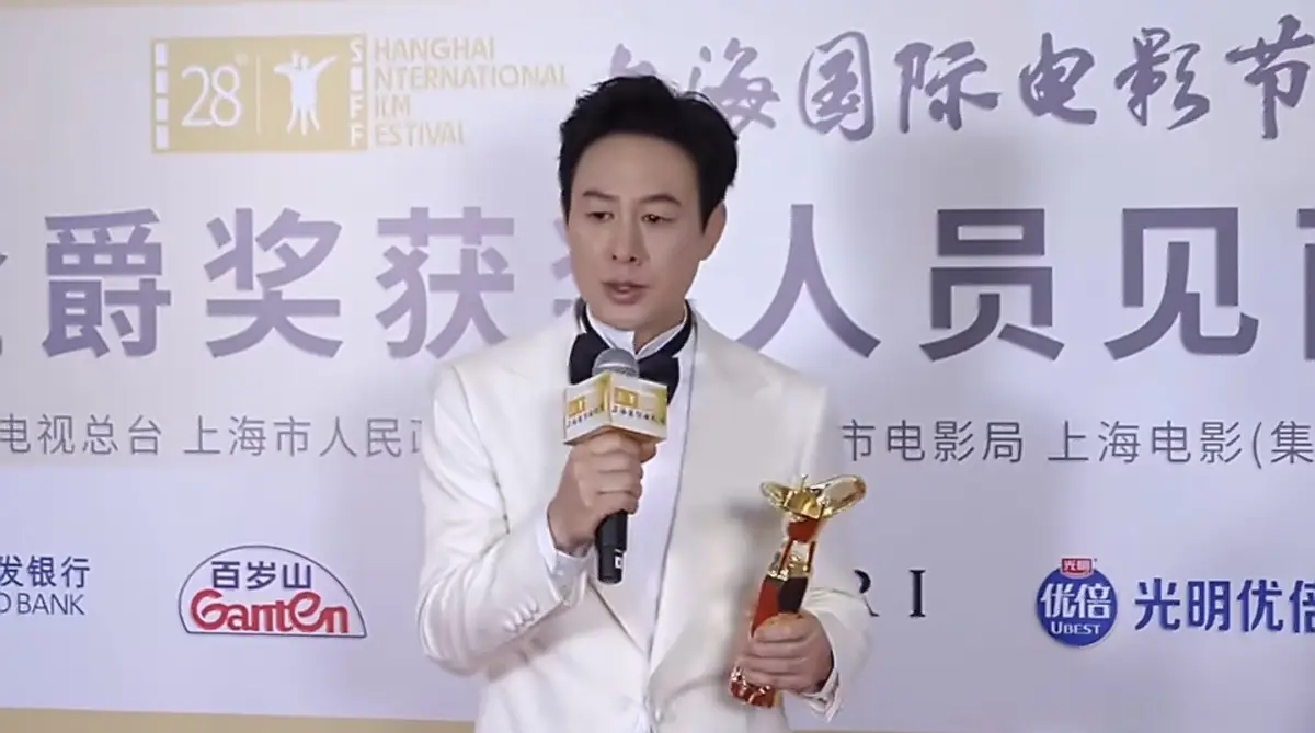 张颂文回应见义勇为获表彰:换谁都会这么做,我不觉得多么的壮举