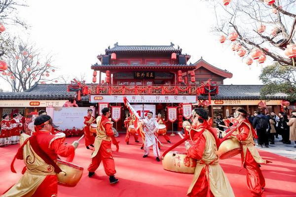 
上海长海医院黄牛号贩子票贩子代网上预约代挂号电话好想你连续8年入选中国500最具价值品牌 237.67亿元品牌价值再创新高