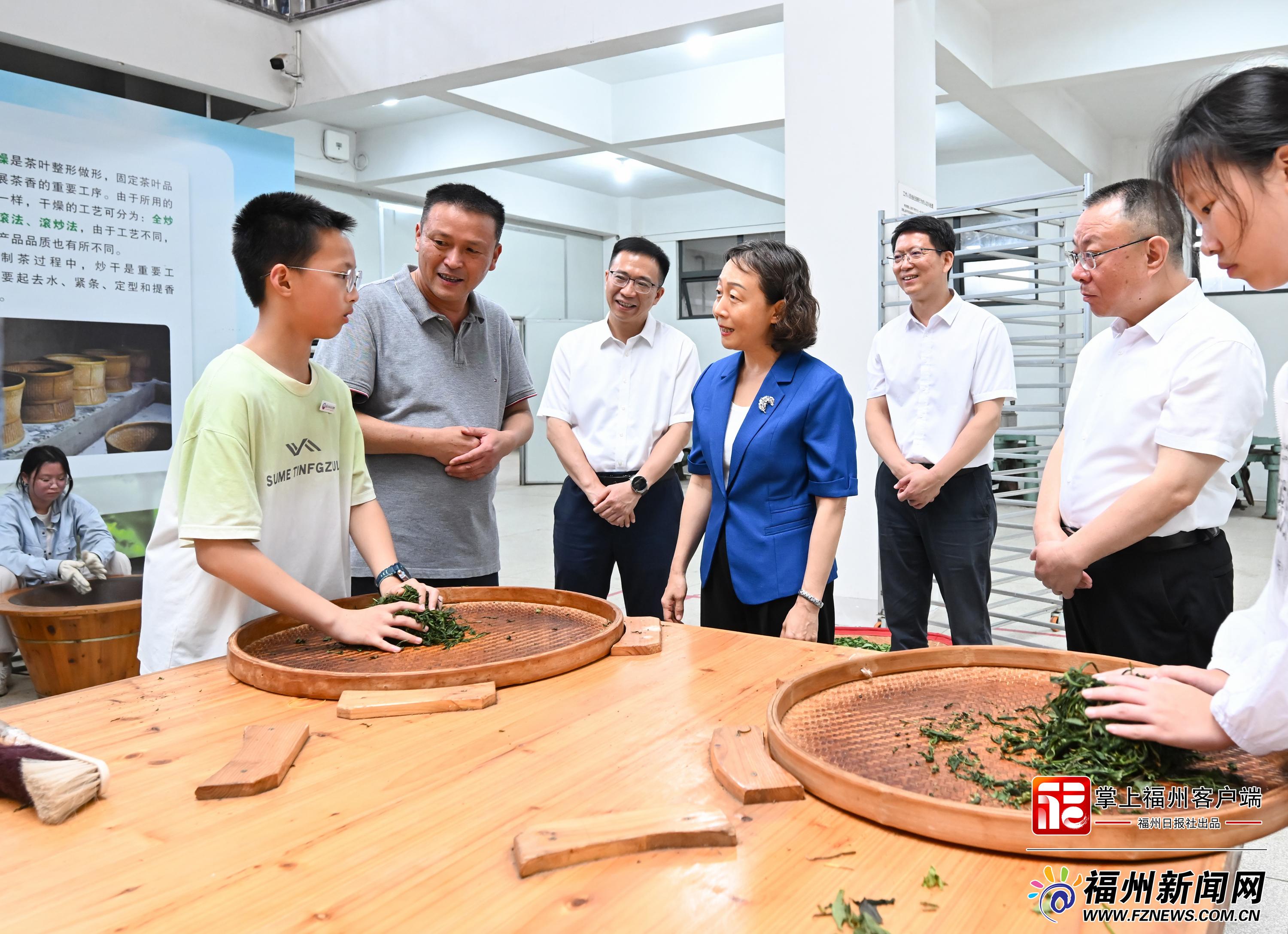 郭宁宁在连江县调研