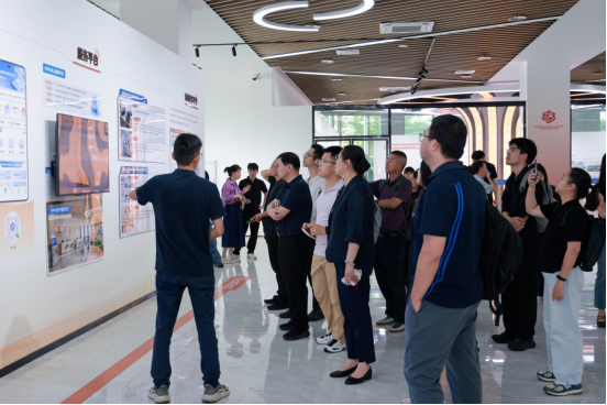 全国高校区域技术转移转化中心福建分中心举办“人工智能+”科技成果对接会174